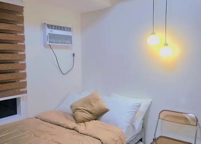 Aparthotel 1br Spacious Cozy Chillout Hub At Grand View Tower